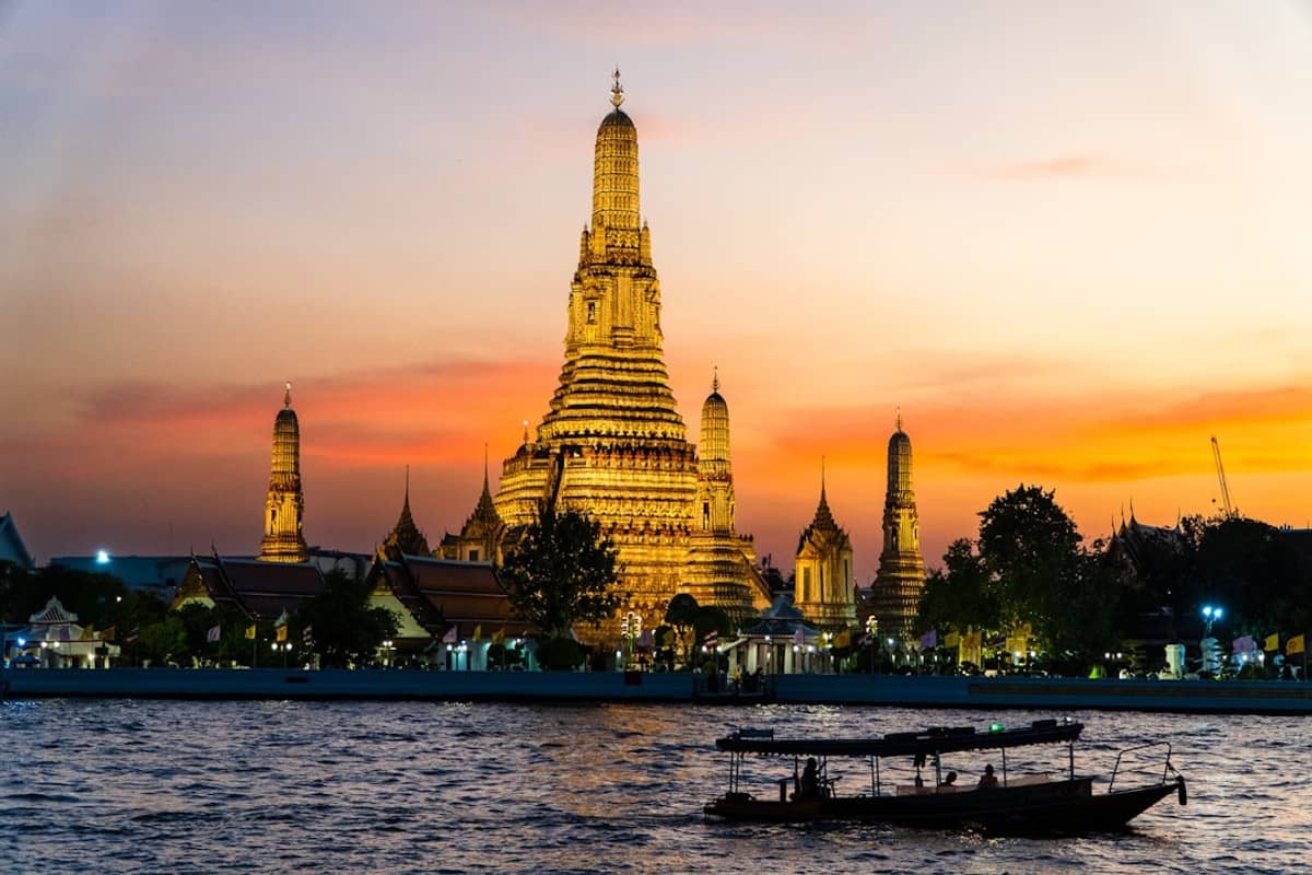 Bangkok: A Feast for the Senses and a Party for the Soul