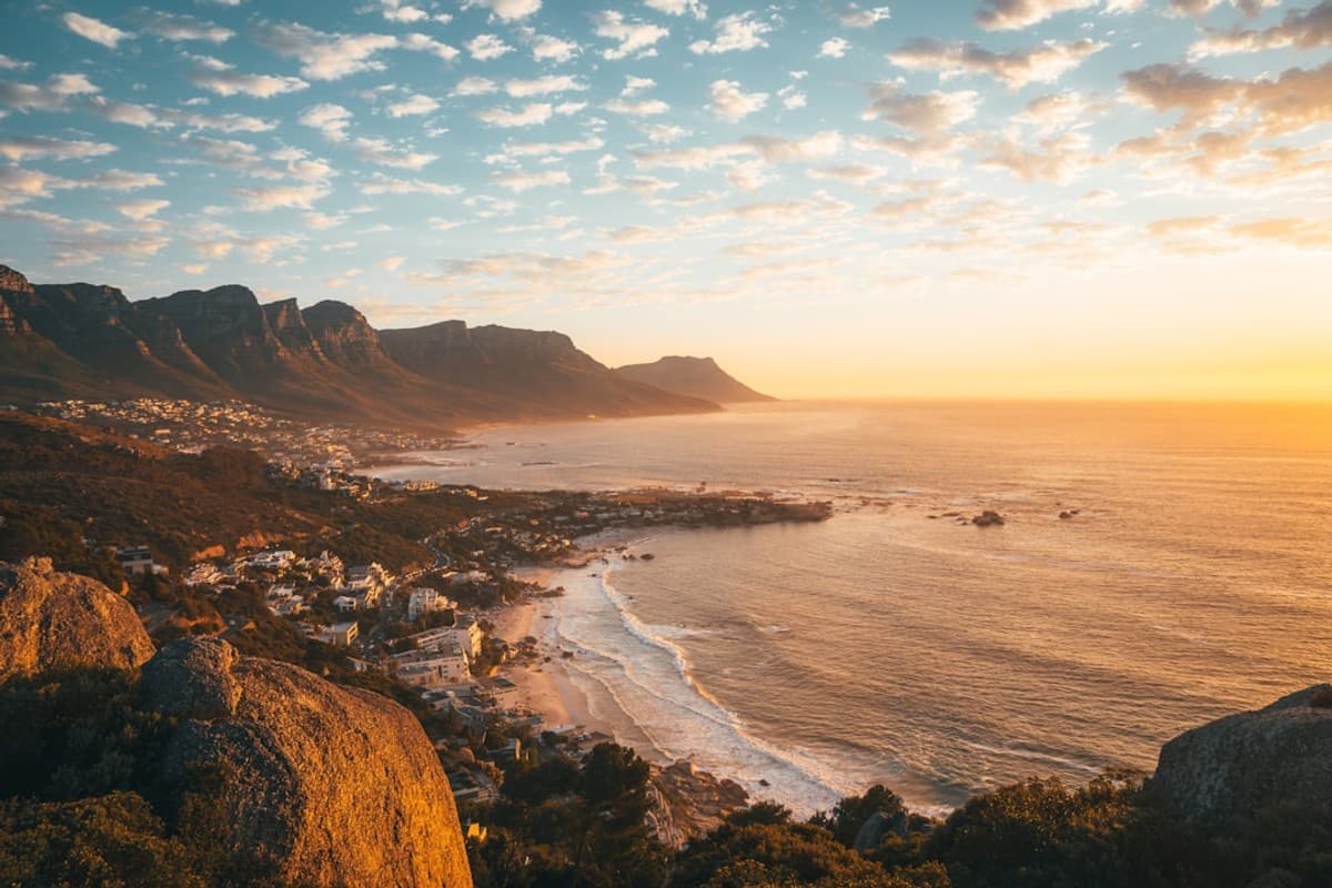 Cape Town: Where Mountains Meet the Sea