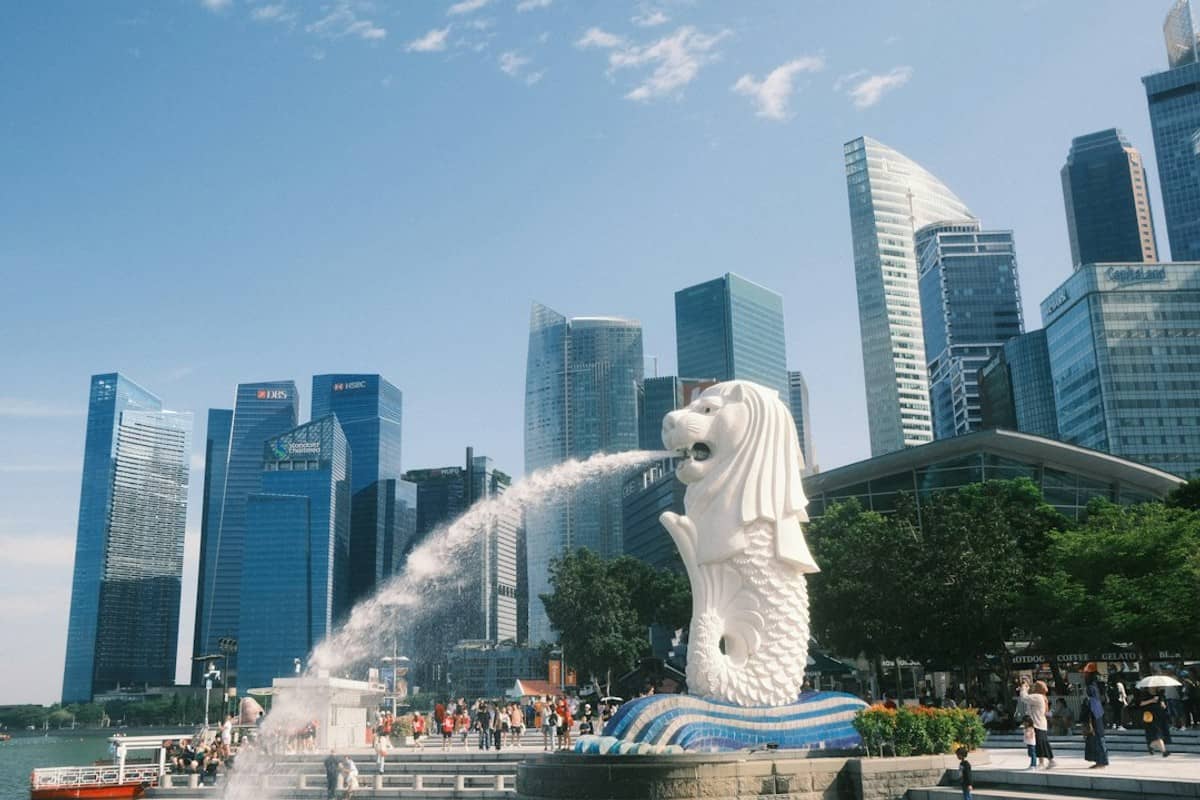 Singapore: The Futuristic City That Feels Like Home