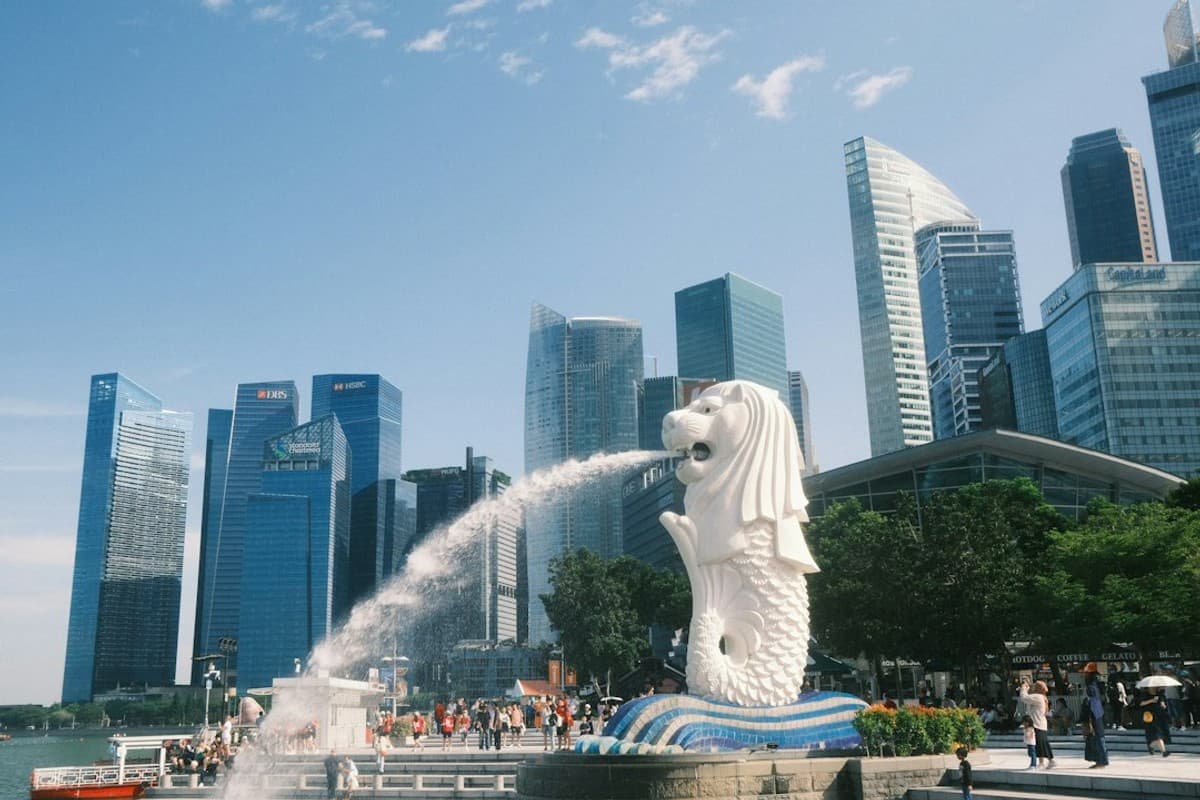 Singapore: The Futuristic City That Feels Like Home
